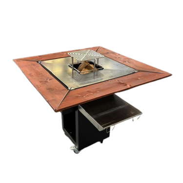 Brasero de cuisson Beroak entouré d'une tablette en bois